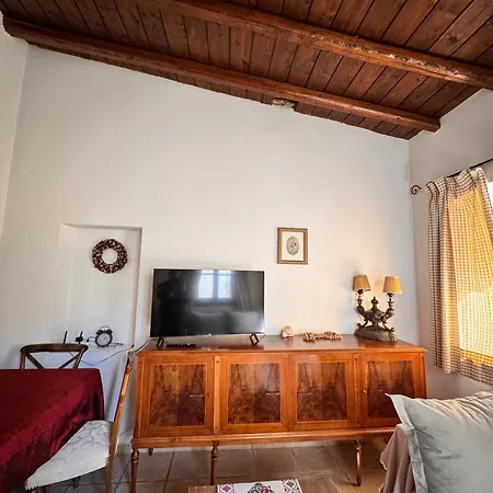 Heart And Soul Of Aegina Apartment