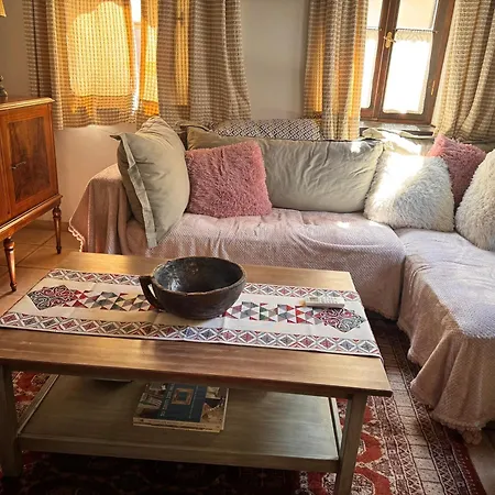 Dom wakacyjny Heart And Soul Of Aegina Apartment Aegina